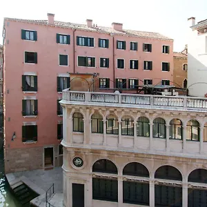 3* Hotel apartamentowy Corte Grimani